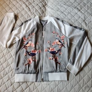 Women Belle Sky Foral Print Bomber Jacket